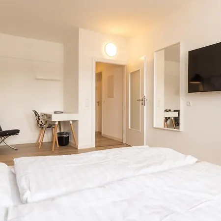 Ginius Homes - Oriental City Apartment *
